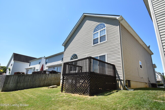 Building Photo - 3921 Pinoak View Ct