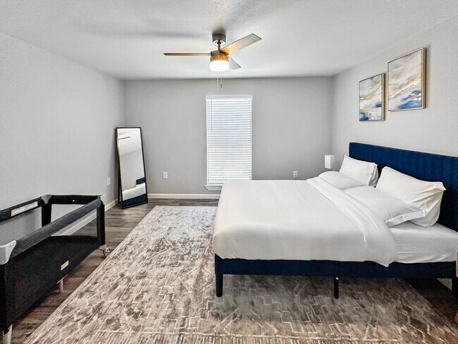 Foto del edificio - 16951 Addison Rd