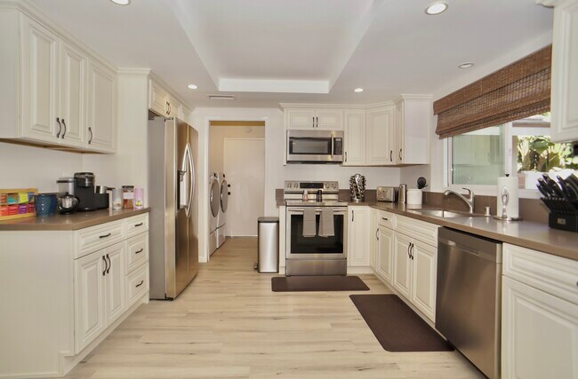 Foto del edificio - 15341 Vermont St