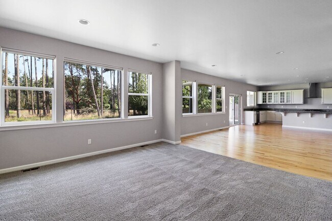 Foto del edificio - 2722 SW Fairway Point Dr