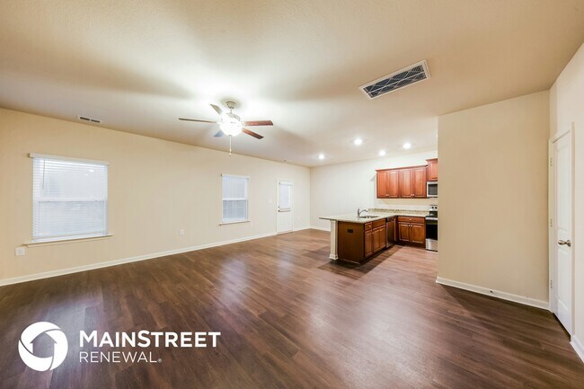 Foto del edificio - 660 Clover Cir