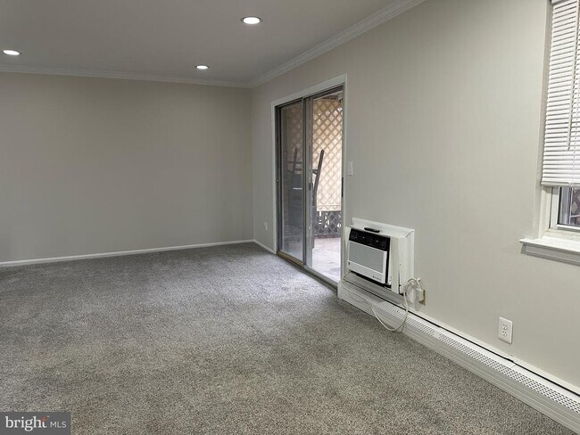 Foto del edificio - 902 Garnet Dr