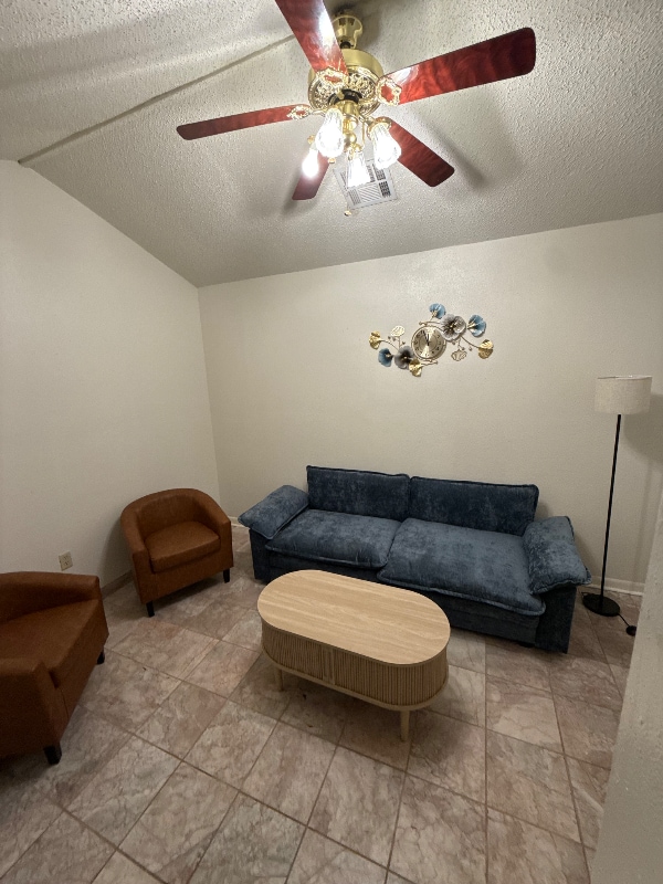 Building Photo - 1330 Horace St