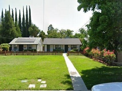 Foto principal - 677 Almond St