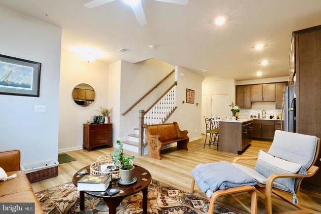Building Photo - 773 Mount Airy Ter NE