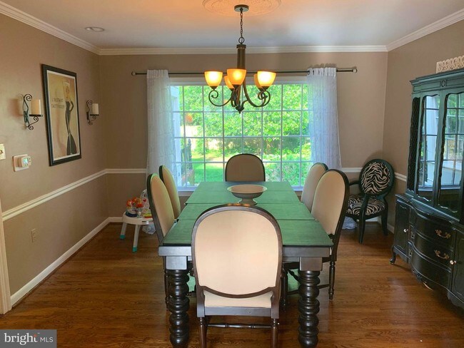 Foto del edificio - 10003 Fernwood Rd