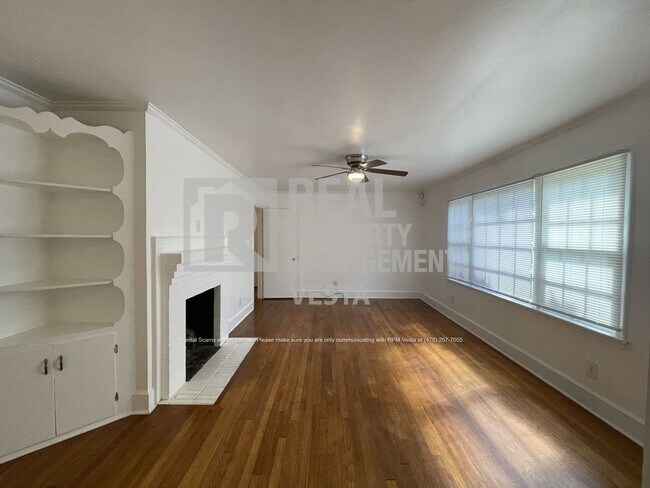 Foto del edificio - Stunning Three Bedroom Home in North Macon...