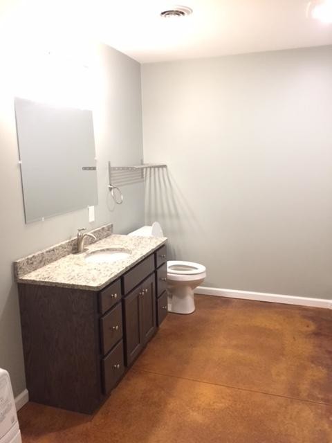 Building Photo - 2310 Waterview Dr.