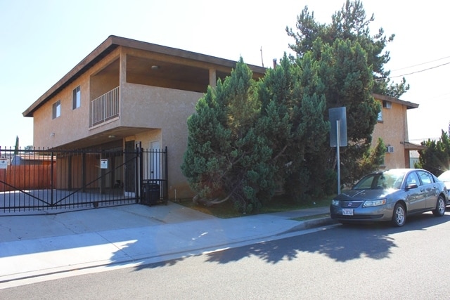 Building Photo - 2540 New Ave