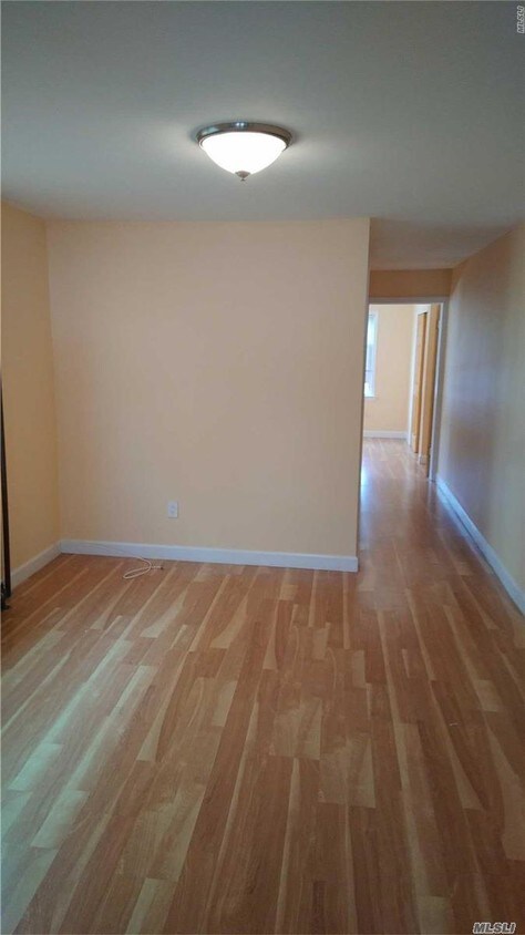 Primary Photo - 17 E Atlantic Ave