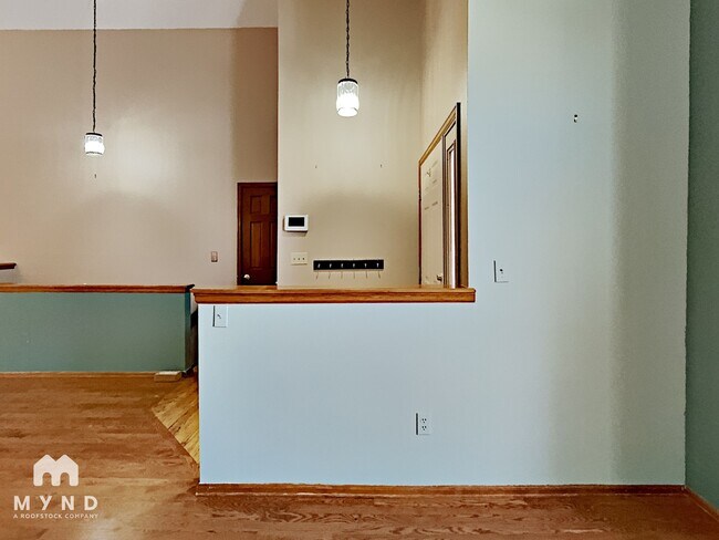 Foto del edificio - 2402 S Gray Dr