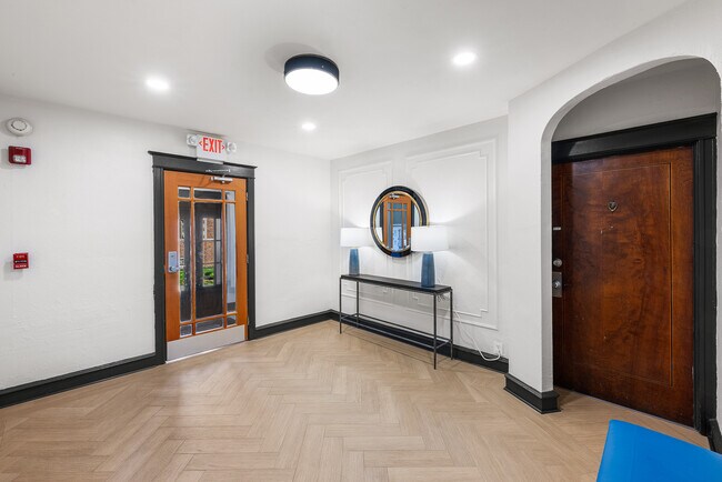 Vestíbulo B - Ridley Manor