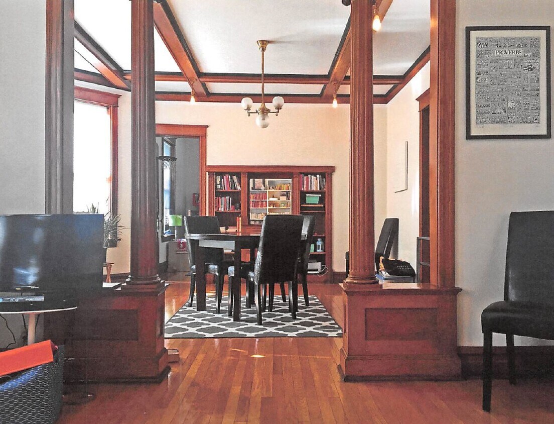 Foto del edificio - 3801 N Hamilton Ave