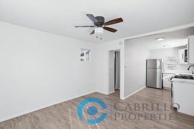Foto del edificio - 4853 Mansfield St