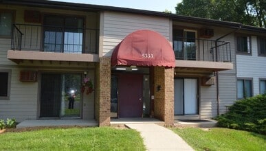 Building Photo - 5333 Brody Dr