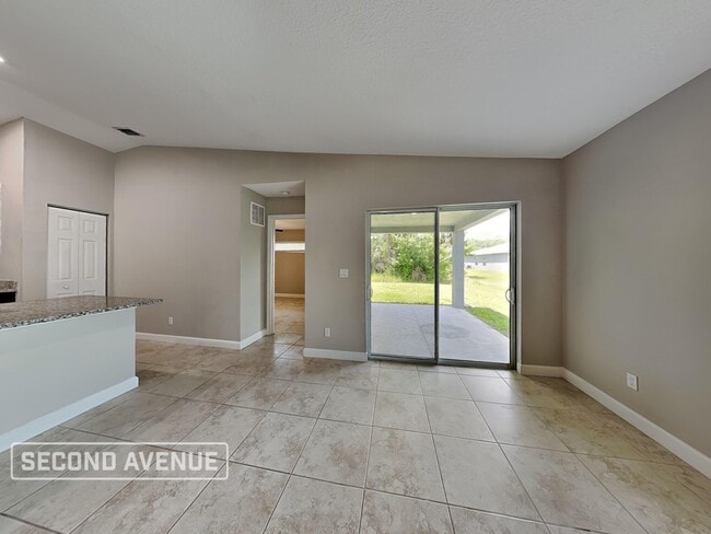 Foto del edificio - 748 Geddes St SW
