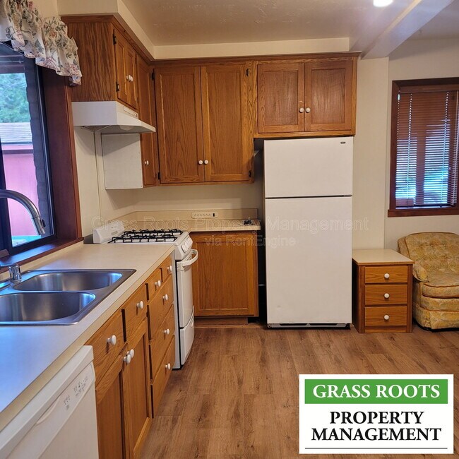 Foto del edificio - 15772 Sunnyvale Ln
