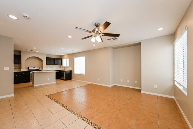 Building Photo - 7315 Larix Rd
