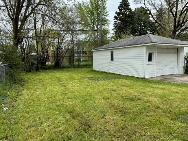 Foto del edificio - 20000 Norwood St