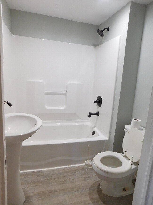 Foto del edificio - 816 9th St