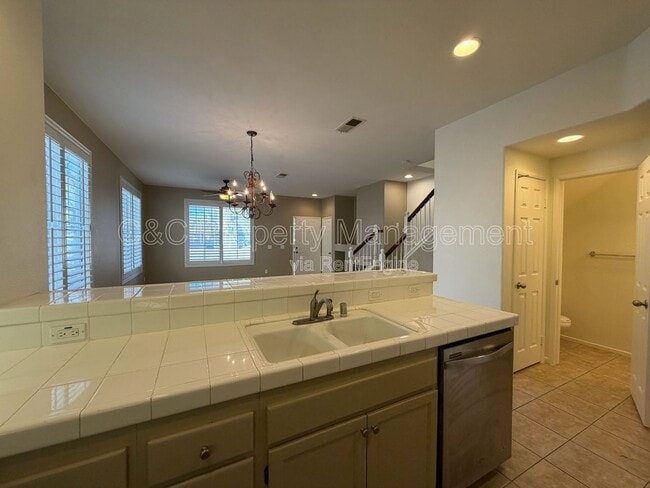 Building Photo - 1279 Gorge Run Wy