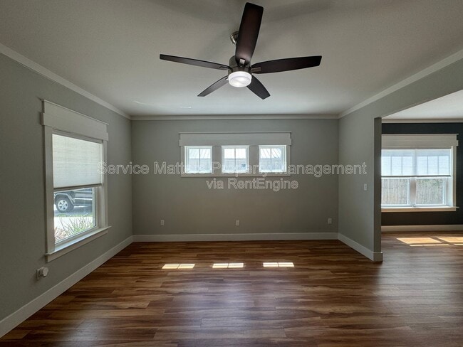 Foto del edificio - 1416 E Baars St