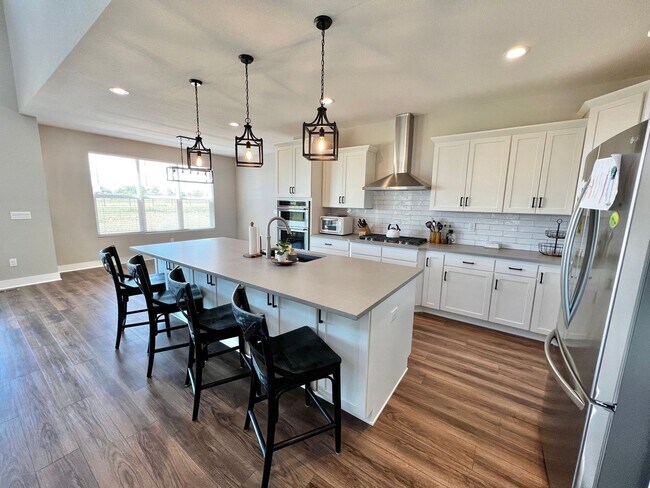 Building Photo - Stunning 4 Bed 3 Bath New Build Home in Ti...