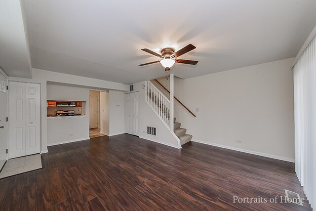 Building Photo - 2615 Country Oaks Ct