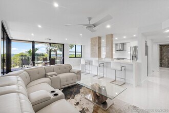 Building Photo - 5480 N Ocean Dr