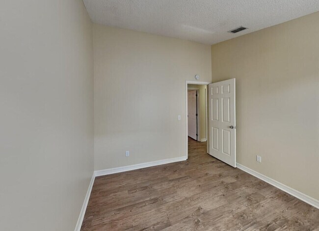 Foto del edificio - 3651 SW Voyager St