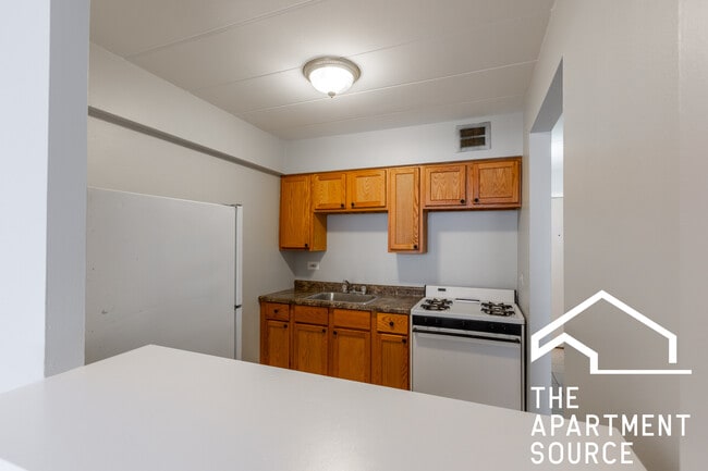 Foto del edificio - 6821 N Sheridan Rd