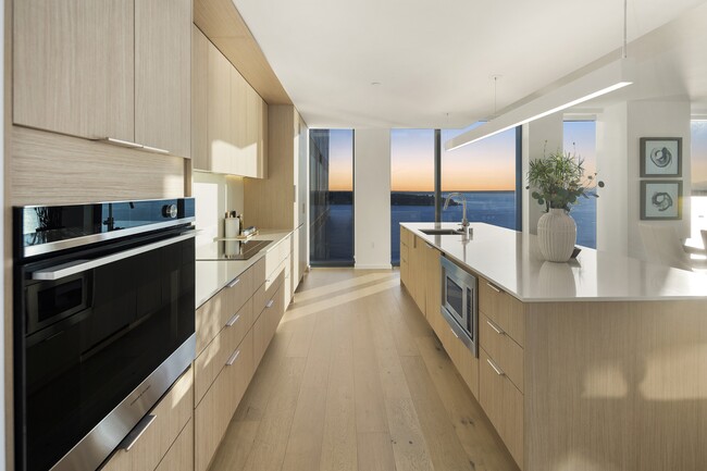 Building Photo - The Modern1