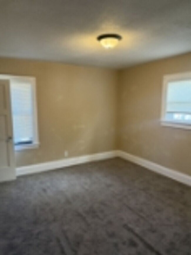 Foto del edificio - 5689 N 41st St