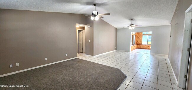 Building Photo - 5901 Aires Ave