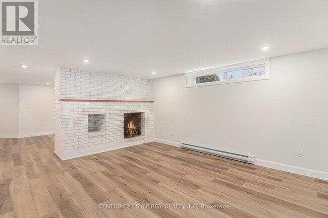 Building Photo - 24 Champagne St