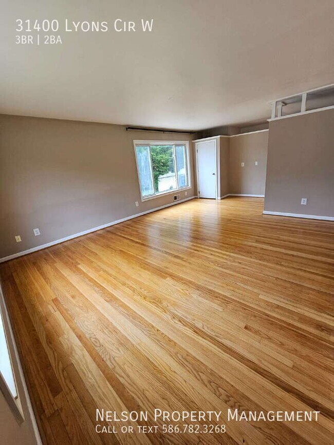 Foto del edificio - 31400 Lyons Cir W