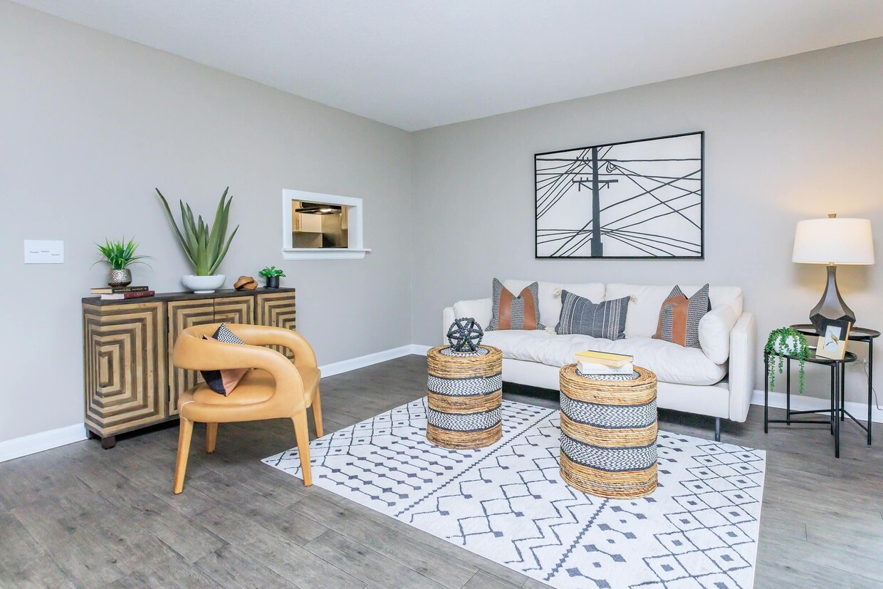 Primary Photo - Laurel Ridge Apartments