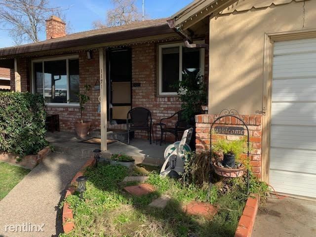Building Photo - 3 br, 1 bath House - 1171 Clarendon Street