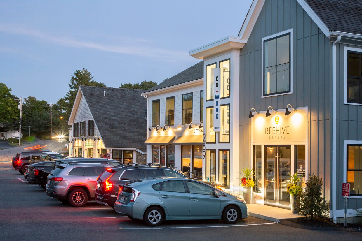 285 Saint St Unit 201, Duxbury, MA 02332 Apartments in Duxbury, MA