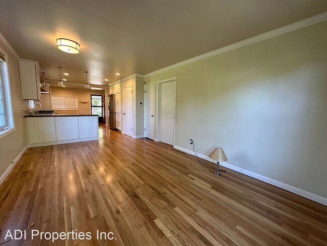 Building Photo - 2 br, 2 bath House - 6204 SE 46th Ave.