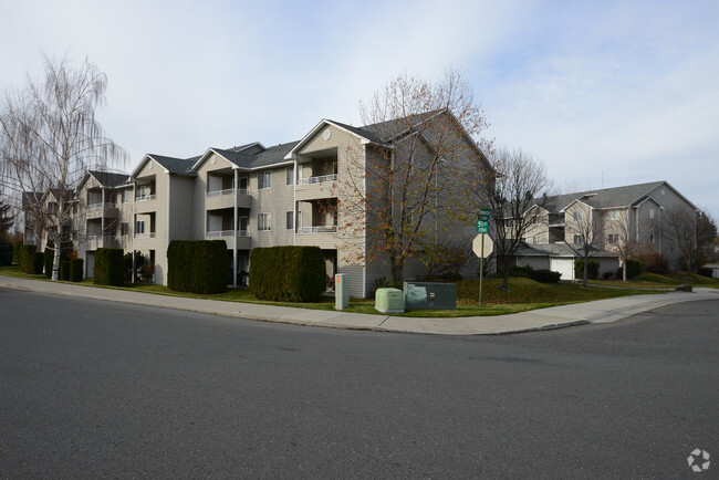 Building Photo - Ashton Apartments