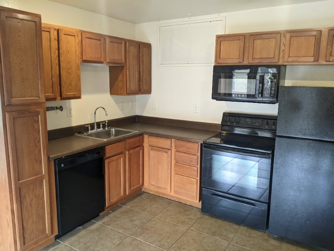 Building Photo - 1488 S Noelle Ln