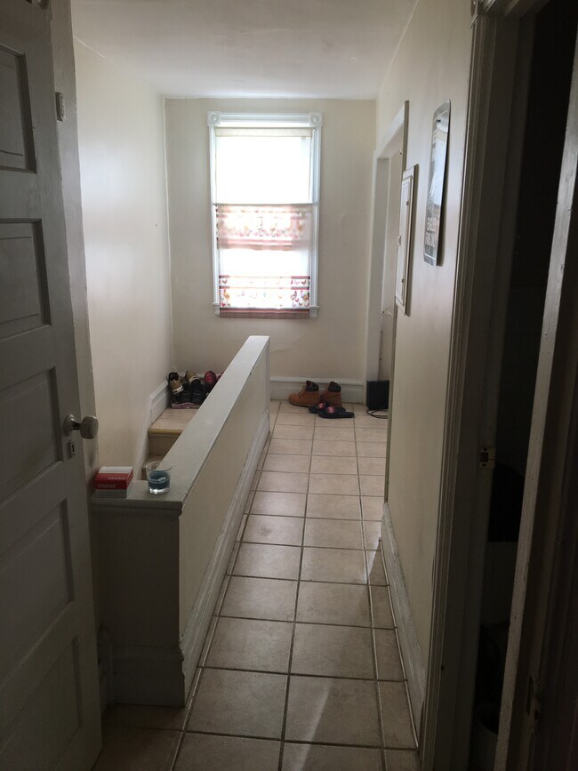 Foto del edificio - 1418-1/2 W Chew St