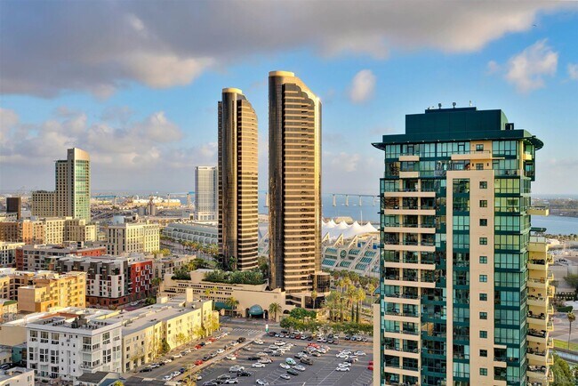 Foto del edificio - 645 Front St
