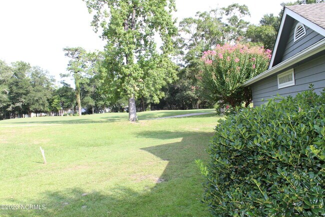 Foto del edificio - 1605 Fawn Ct SW