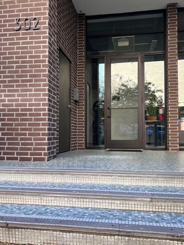 Foto del edificio - 302 SE Broadway St