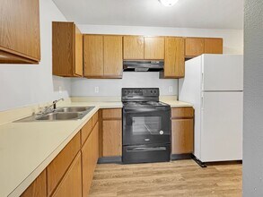 Building Photo - 1018 Abbey Ct