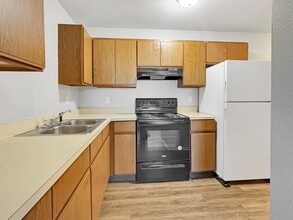 Building Photo - 1018 Abbey Ct