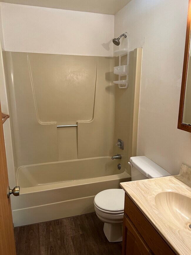 Building Photo - 1606 N 2nd St