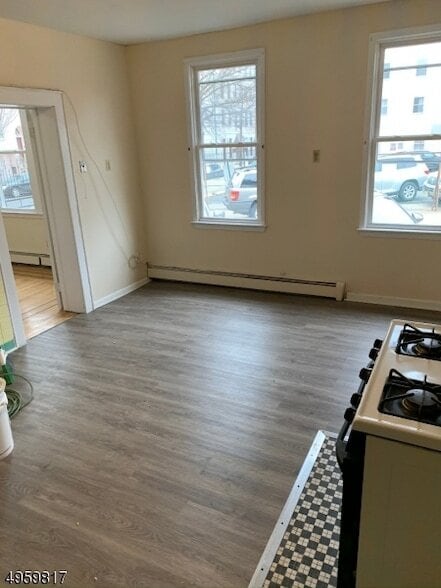 Building Photo - 82 Prospect St